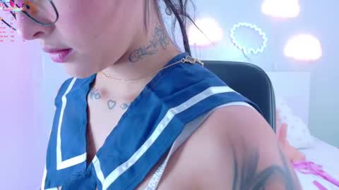 I M  L U N A  online show from 09-18-25, 08:11