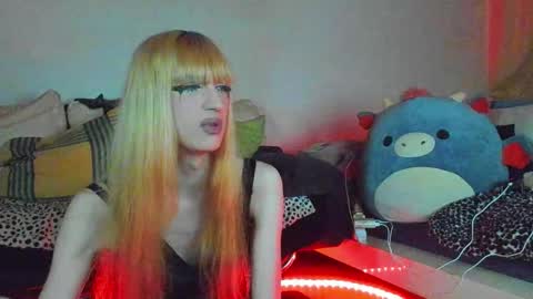 Snapshot of lunaleporem chatting on 01-09-26, 12:35 You can call me Luna 3 online show from 01-09-26, 12:35