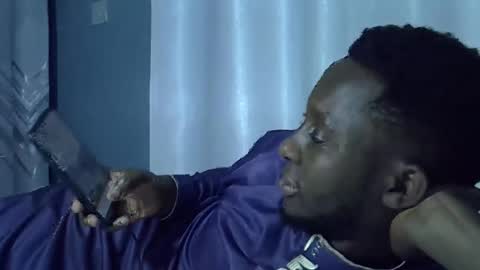 lunalove22_ online show from 10-31-25, 04:41