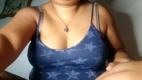 Snapshot of lunalove90 chatting on 07-06-26, 11:07 i am alessandra online show from 07-06-26, 11:07