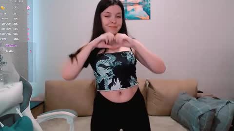 Luna online show from 05-18-26, 01:39