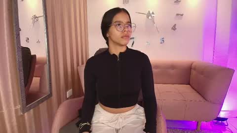 Snapshot of lunamillers_ chatting on 04-13-26, 03:45 lunamillers_ online show from 04-13-26, 03:45