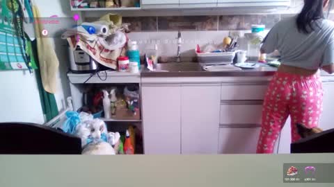 LUNA online show from 02-21-25, 04:05