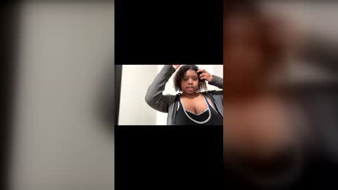 lunamoth00 online show from 11-26-25, 04:30