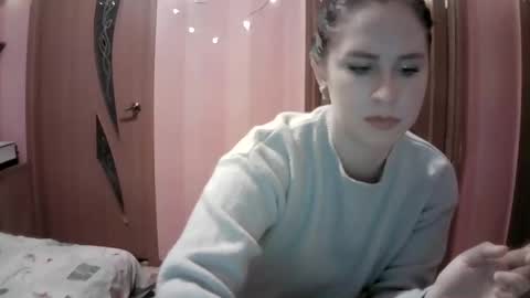 Snapshot of lunamystique_ chatting on 01-28-25, 11:28 lunamystique_ online show from 01-28-25, 11:28