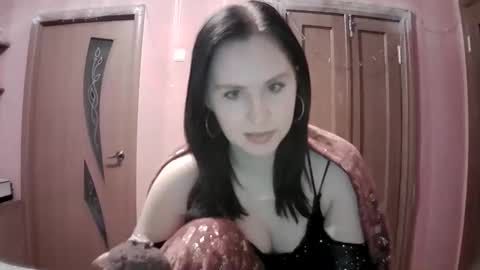 Snapshot of lunamystique_ chatting on 01-29-25, 05:35 lunamystique_ online show from 01-29-25, 05:35
