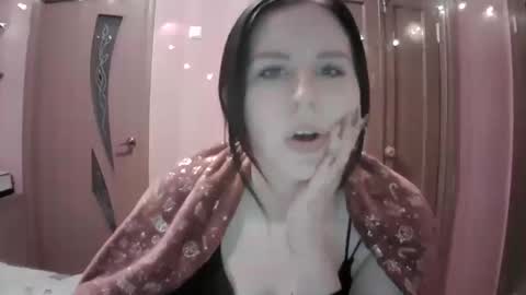 Snapshot of lunamystique_ chatting on 01-29-25, 08:35 lunamystique_ online show from 01-29-25, 08:35