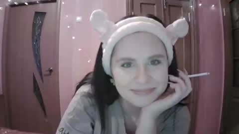 Snapshot of lunamystique_ chatting on 02-05-25, 09:18 lunamystique_ online show from 02-05-25, 09:18