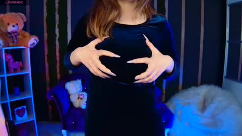 Snapshot of lunamytrend chatting on 03-13-26, 12:12 Luna online show from 03-13-26, 12:12