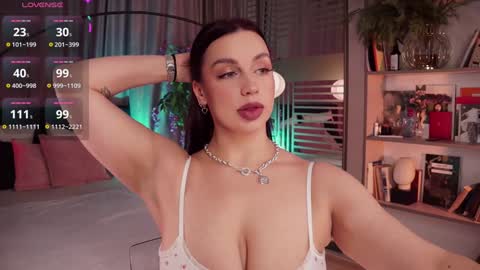 Luna  next streams Mon Fri Sat Sun 8pm-5am gmt0 online show from 01-14-25, 08:48