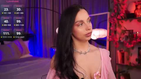 Luna  next streams Mon Fri Sat Sun 8pm-5am gmt0 online show from 09-12-25, 08:31