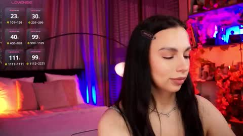 Luna  next streams Mon Fri Sat Sun 8pm-5am gmt0 online show from 10-07-25, 08:39