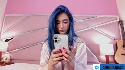 Snapshot of lunapagee chatting on 01-29-25, 11:25 Luna Page online show from 01-29-25, 11:25