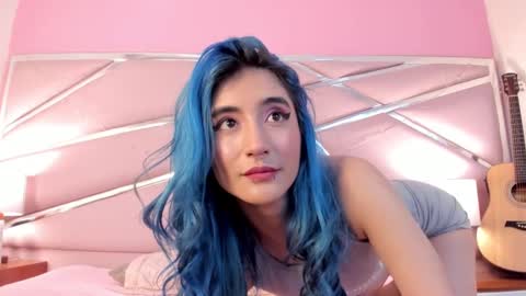 Snapshot of lunapagee chatting on 02-25-25, 02:33 Luna Page online show from 02-25-25, 02:33