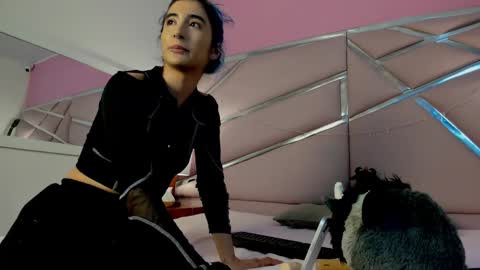 Snapshot of lunapagee chatting on 03-08-25, 01:14 Luna Page online show from 03-08-25, 01:14