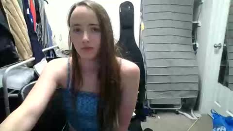 lunapixie2020 online show from 05-05-26, 02:30