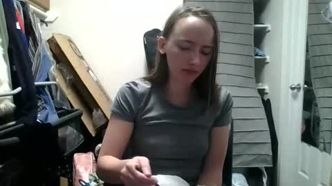 lunapixie2020 online show from 05-19-26, 01:56