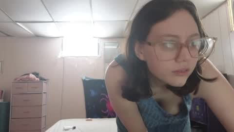 lunaquinn45 online show from 01-11-25, 04:14