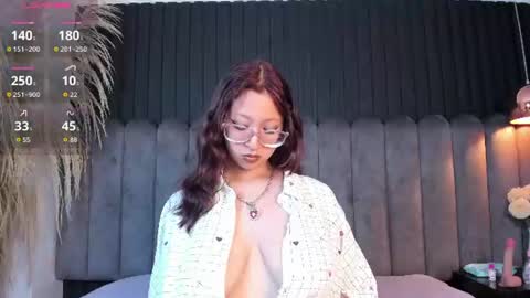 lunar_lustx online show from 06-30-26, 08:10