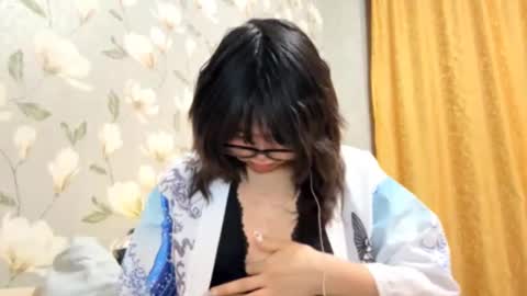 Yuna online show from 10-26-25, 02:01