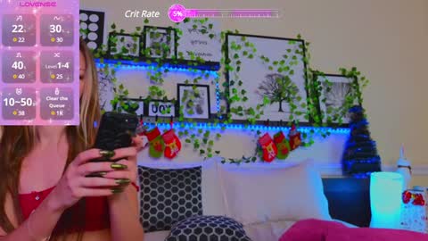 Luna Rishi online show from 12-25-24, 12:15