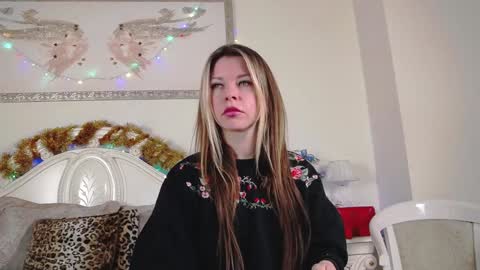 Luna Rishi online show from 12-29-24, 06:03