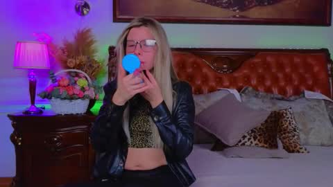 Luna Rishi online show from 02-04-26, 06:19