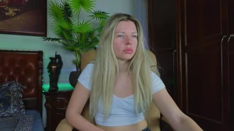 Luna Rishi online show from 05-04-26, 05:58