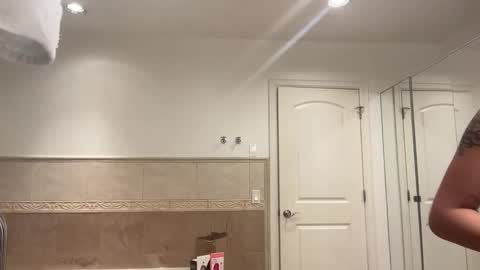 lunarose17 online show from 11-16-25, 04:29