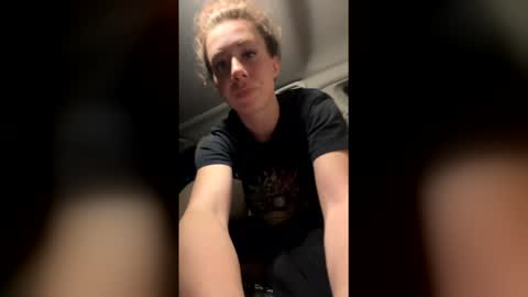lunaroyale448 online show from 05-21-26, 03:46