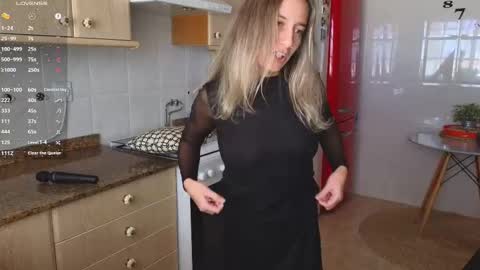  Luna online show from 03-06-25, 12:30