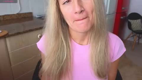  Luna online show from 11-20-25, 10:48