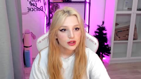 Kate online show from 01-08-25, 02:57