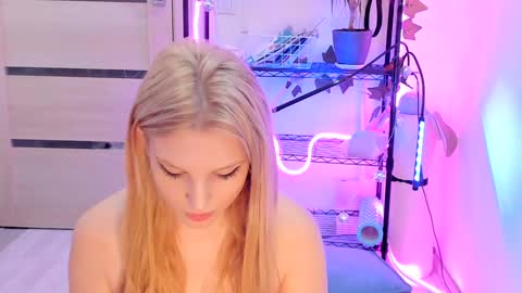 Kate online show from 01-29-25, 03:12