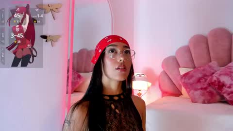 Luna   online show from 05-15-26, 10:00