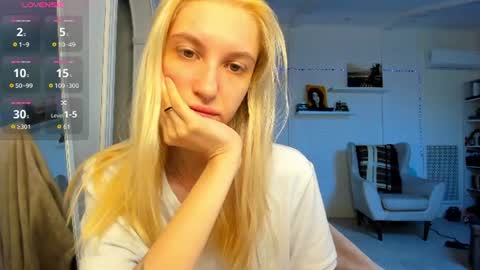 Luna online show from 07-07-26, 03:05
