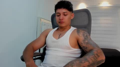 Lunay online show from 03-19-26, 02:37