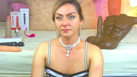 lunitadiva online show from 05-05-26, 04:15