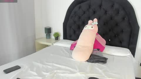 lunmei online show from 05-21-26, 09:33