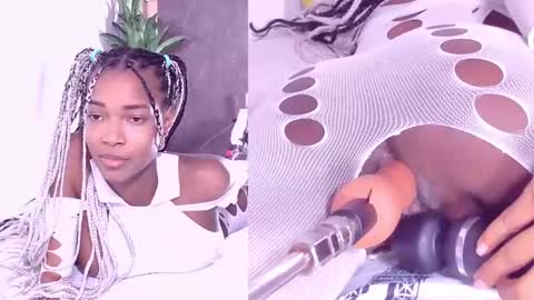 Snapshot of lunna_thomson chatting on 10-09-25, 03:21 lunna online show from 10-09-25, 03:21