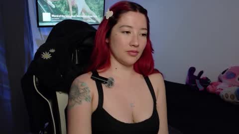 Snapshot of lunnaa1_ chatting on 09-25-25, 02:48 Luna online show from 09-25-25, 02:48