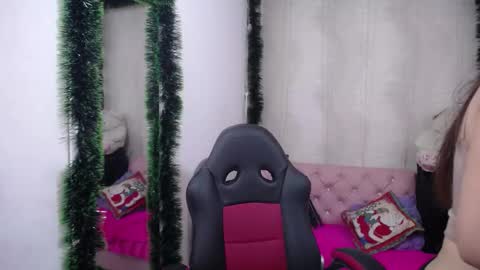 Katty   what ever do you want on my pv is for extra tokens minimi 250 tks ty u for understand online show from 12-24-24, 03:05