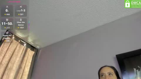 LunnaNova online show from 09-21-25, 07:04