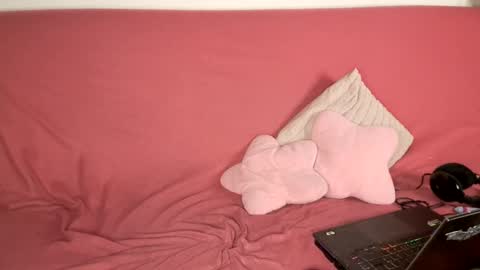Snapshot of luros_modasy chatting on 02-05-25, 08:35 Luros Modasy online show from 02-05-25, 08:35