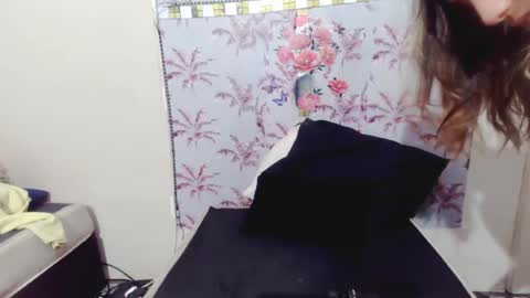 Snapshot of luscious_lexy chatting on 07-08-26, 04:39 luscious_lexy online show from 07-08-26, 04:39