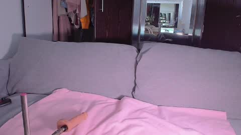 lusciouslipsxx online show from 03-28-26, 07:41