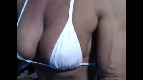 lusexyhot online show from 03-10-25, 01:45