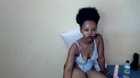 Snapshot of lush_goddess chatting on 06-13-26, 08:12 shan online show from 06-13-26, 08:12