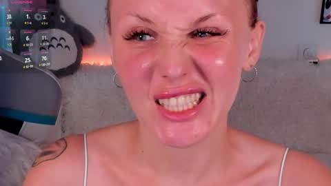 your sweet Liana online show from 06-03-26, 07:00