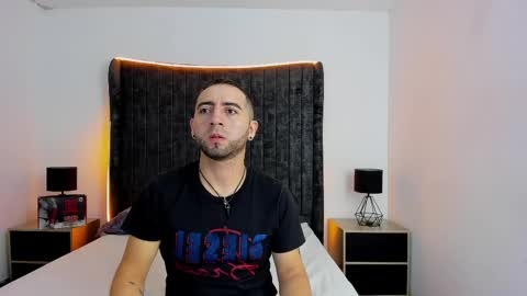Lushian And Luna online show from 05-06-26, 03:50
